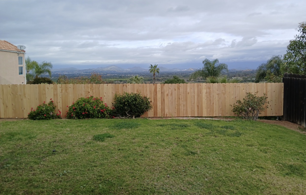New cedar fence with mountain views